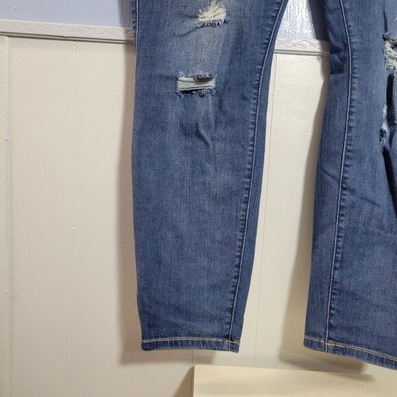 Torrid 24T Medium Wash Denim Blue Ripped Faded Distressed Stretch Skinny Jeans - Picture 2 of 10